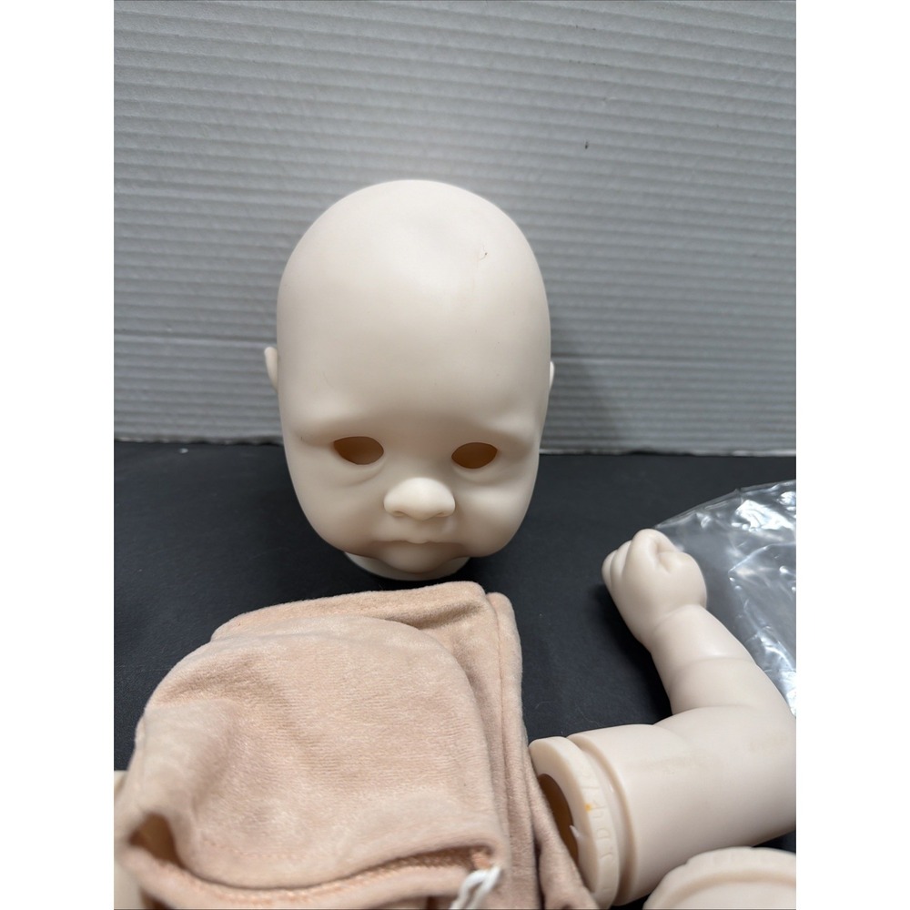 RARE BOUNTIFUL BABY COOPER KIT  w/ BODY W/PLUGS.  Read Description/Pictures - Picture 2 of 16